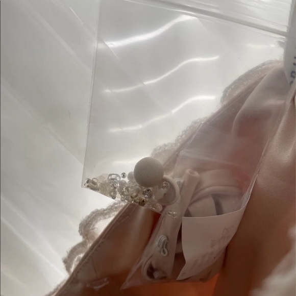 Brand NEW Morilee Maisie 8111 wedding dress - Picture 8 of 10